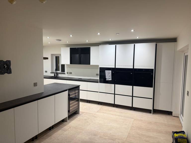 Llanharan, Pontyclun