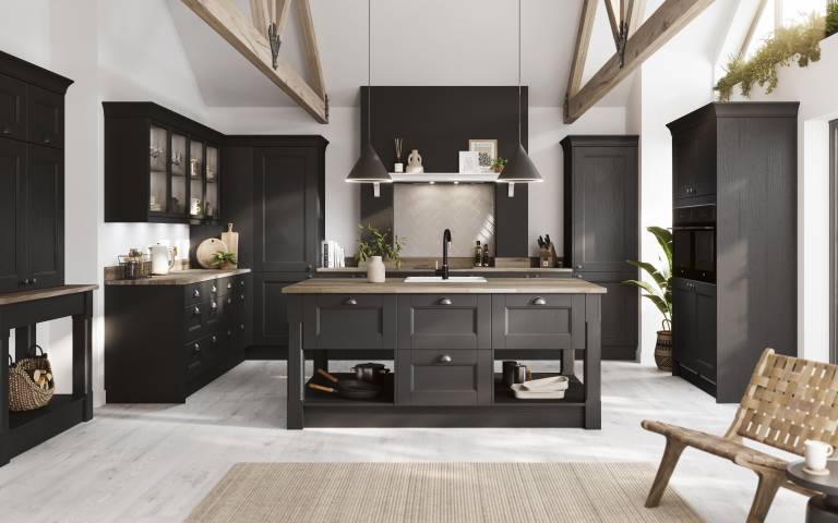 black kitchen 