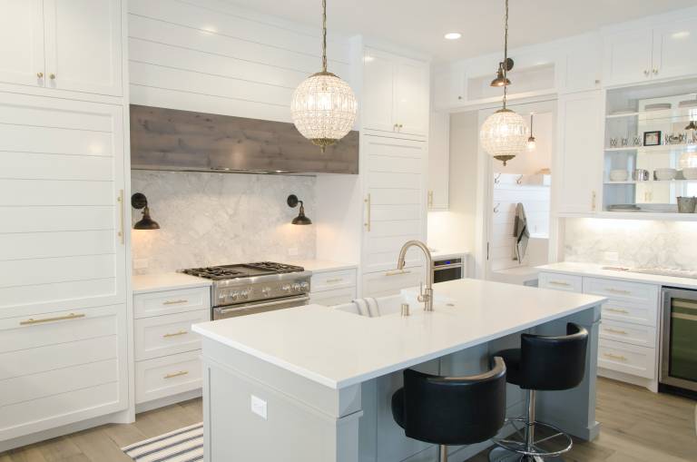 empty counters to represent falling in love with your kitchen