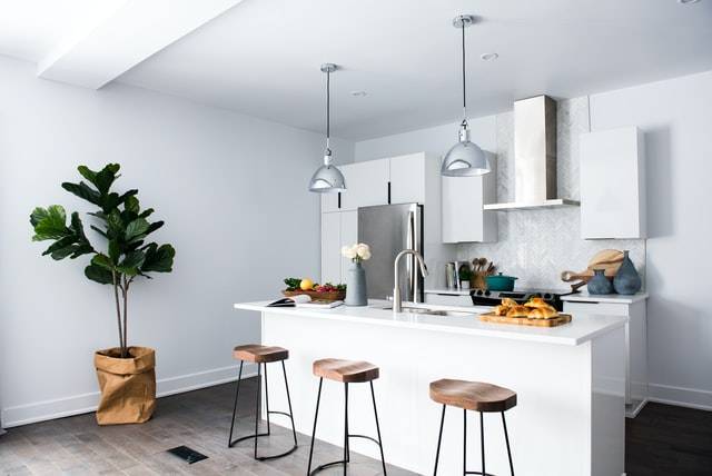 White kitchen trend