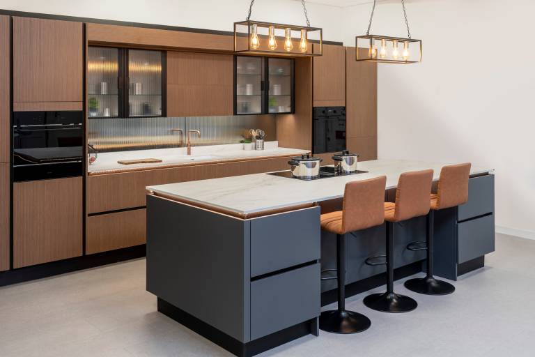 Linear Trend and Icon kitchen display