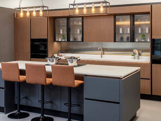 Linear Trend and Icon kitchen display