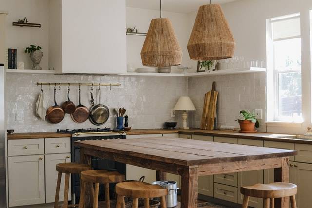 Farmhouse kitchen to represent the latest kitchen trends