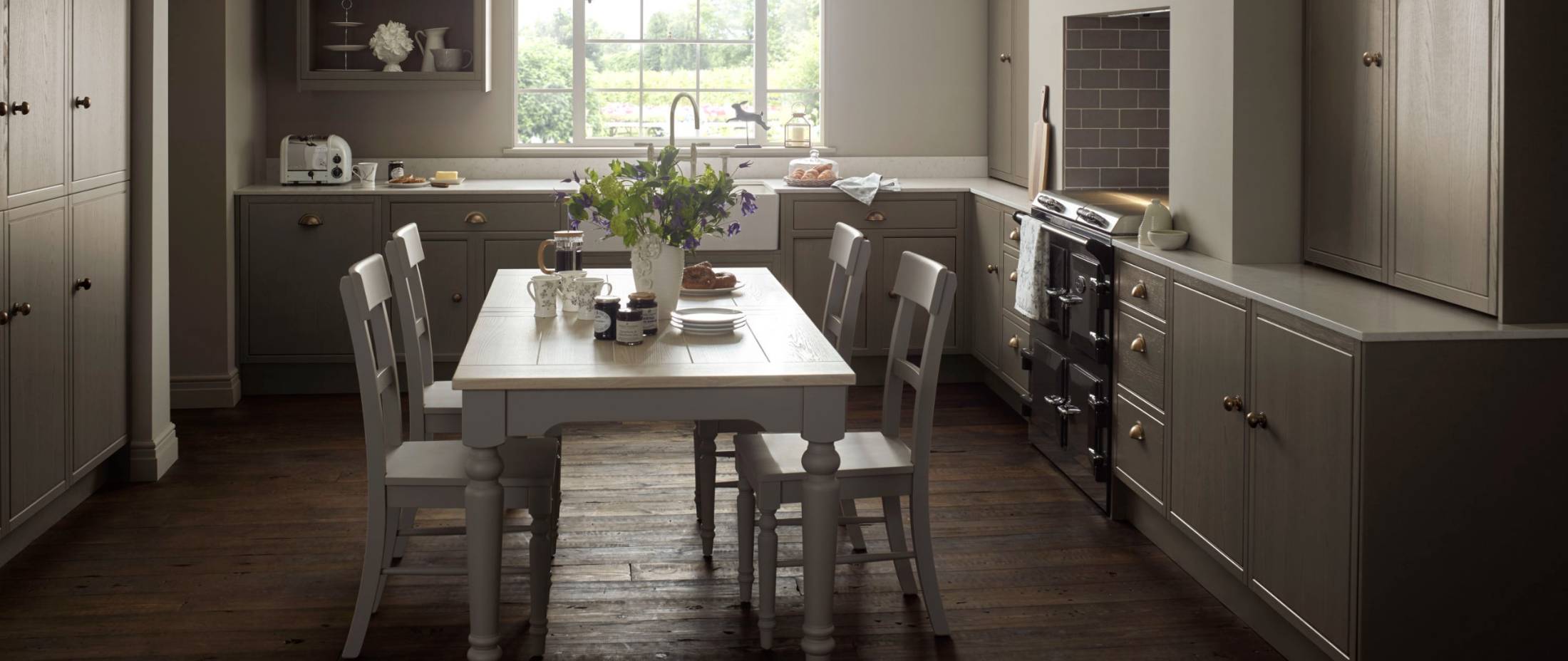 Harbury Kitchens by Emma Reed